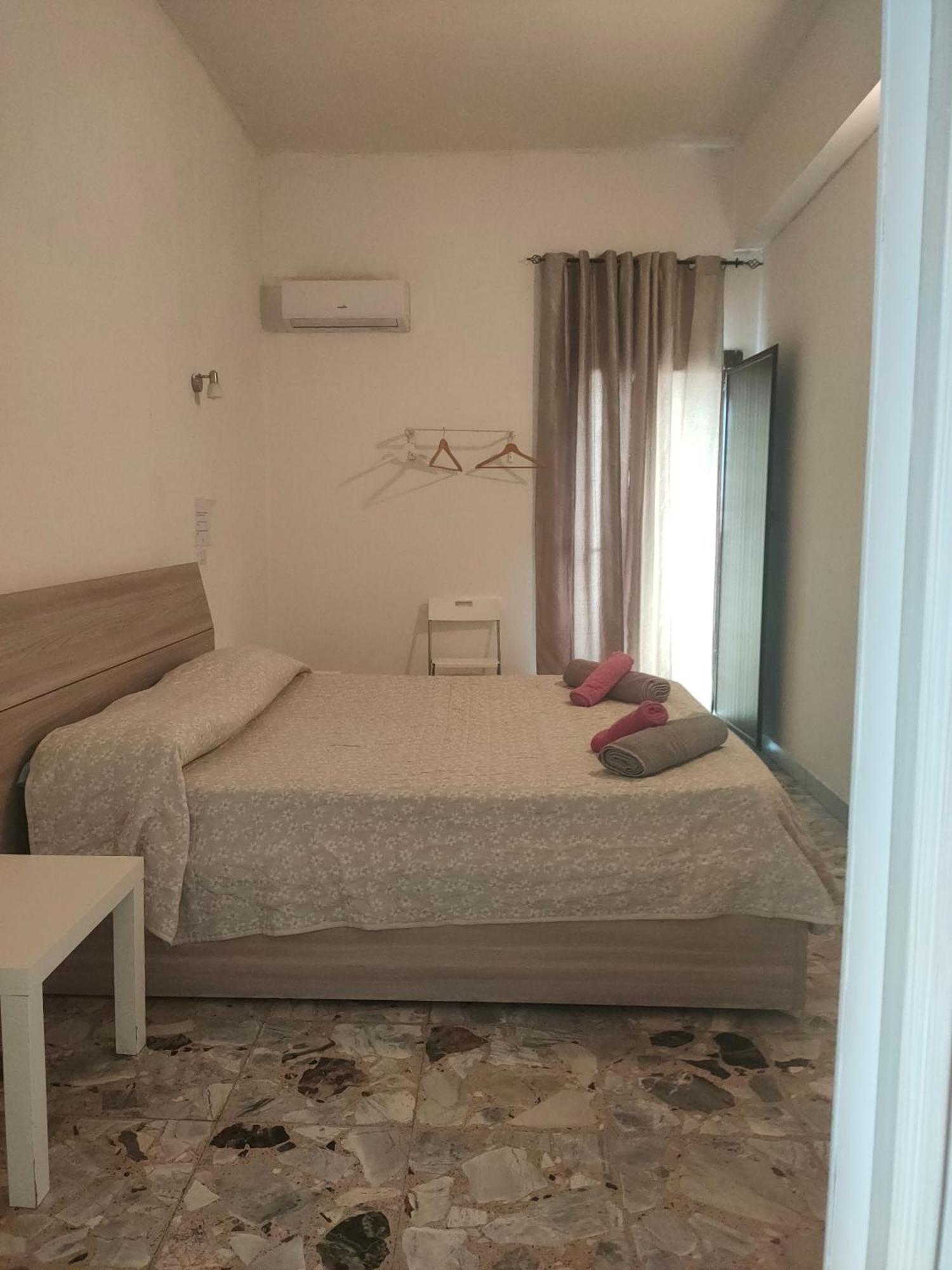 Catania Airport Room Bagno Privato In Camera Phòng bức ảnh