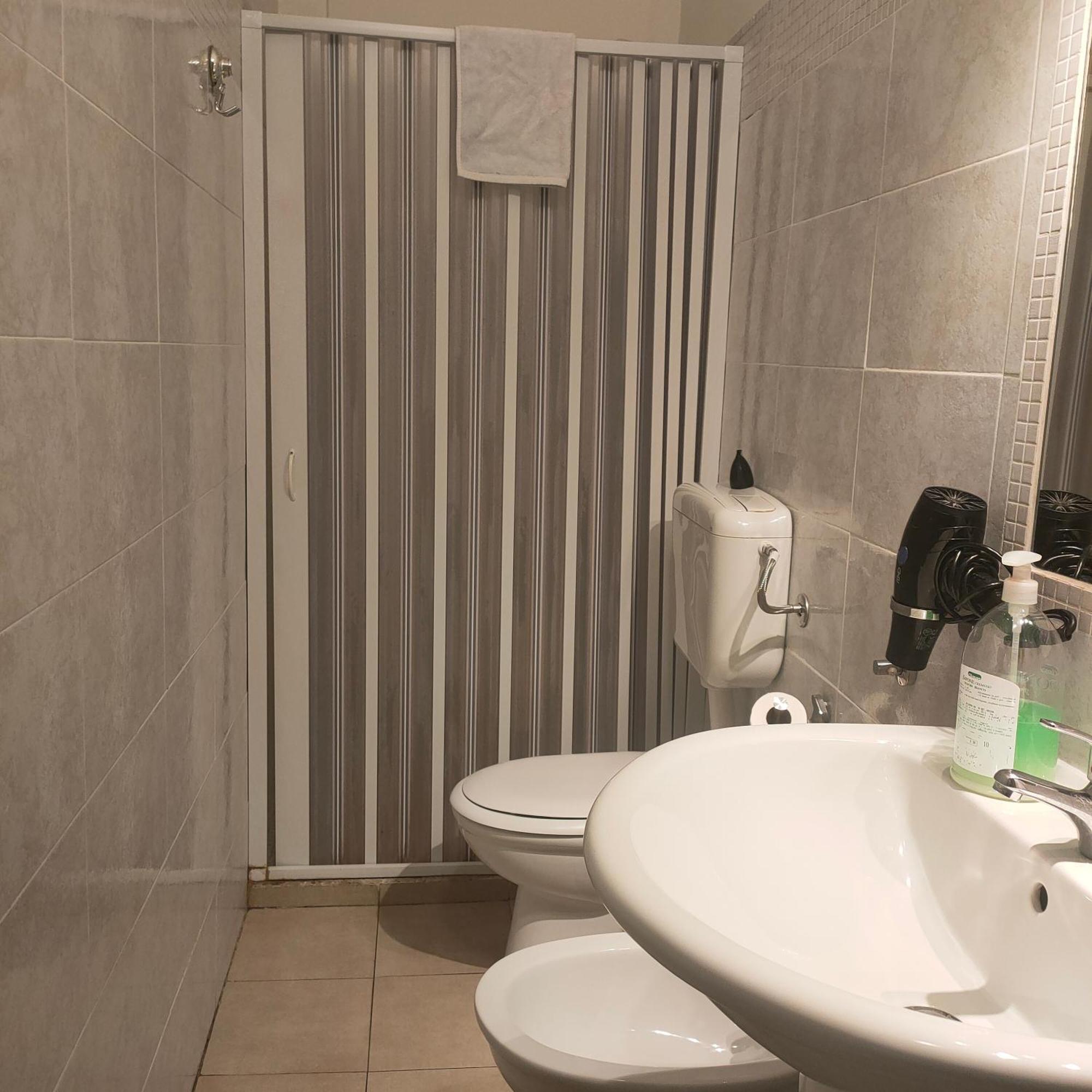 Catania Airport Room Bagno Privato In Camera Ngoại thất bức ảnh