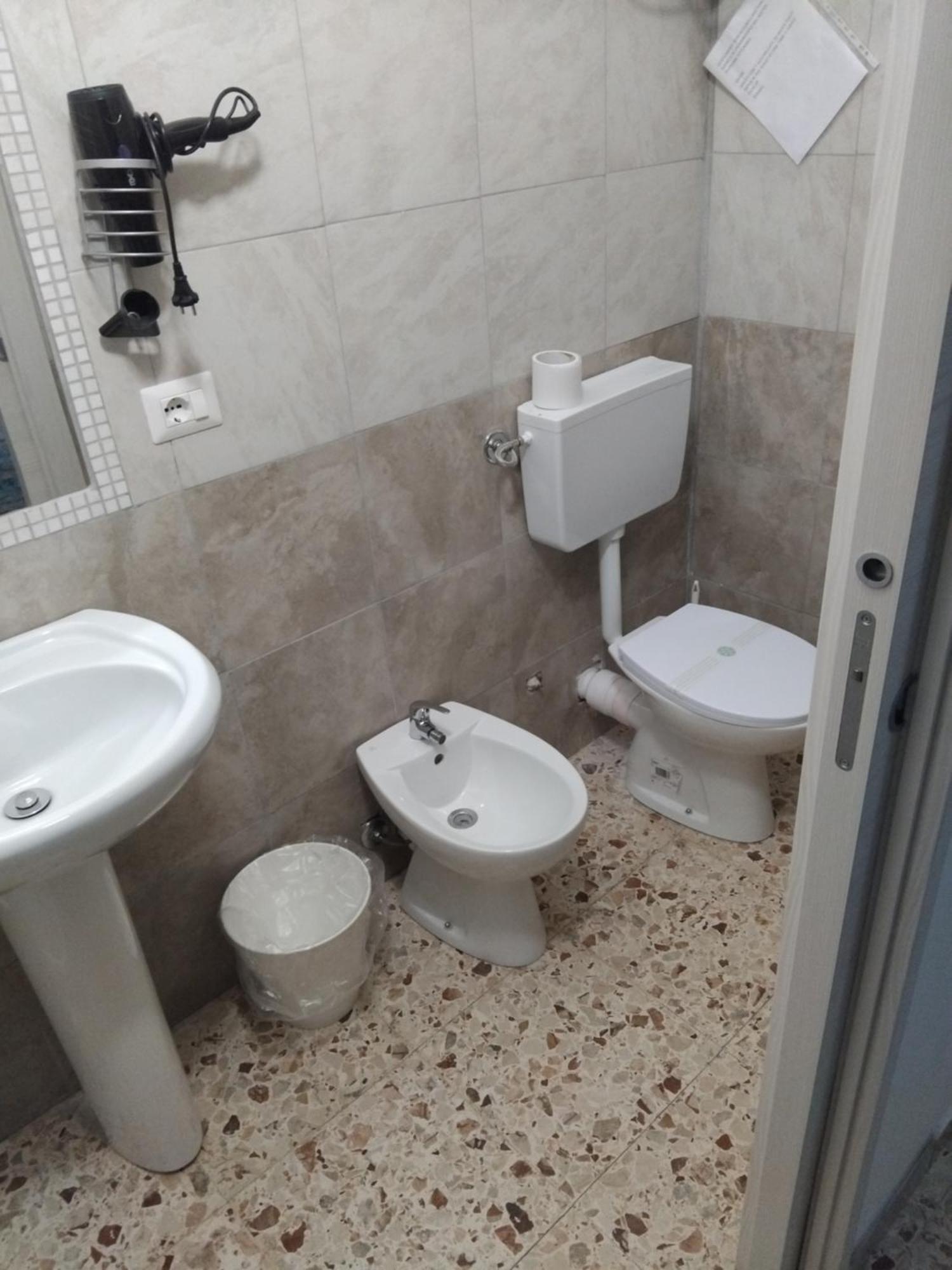 Catania Airport Room Bagno Privato In Camera Ngoại thất bức ảnh
