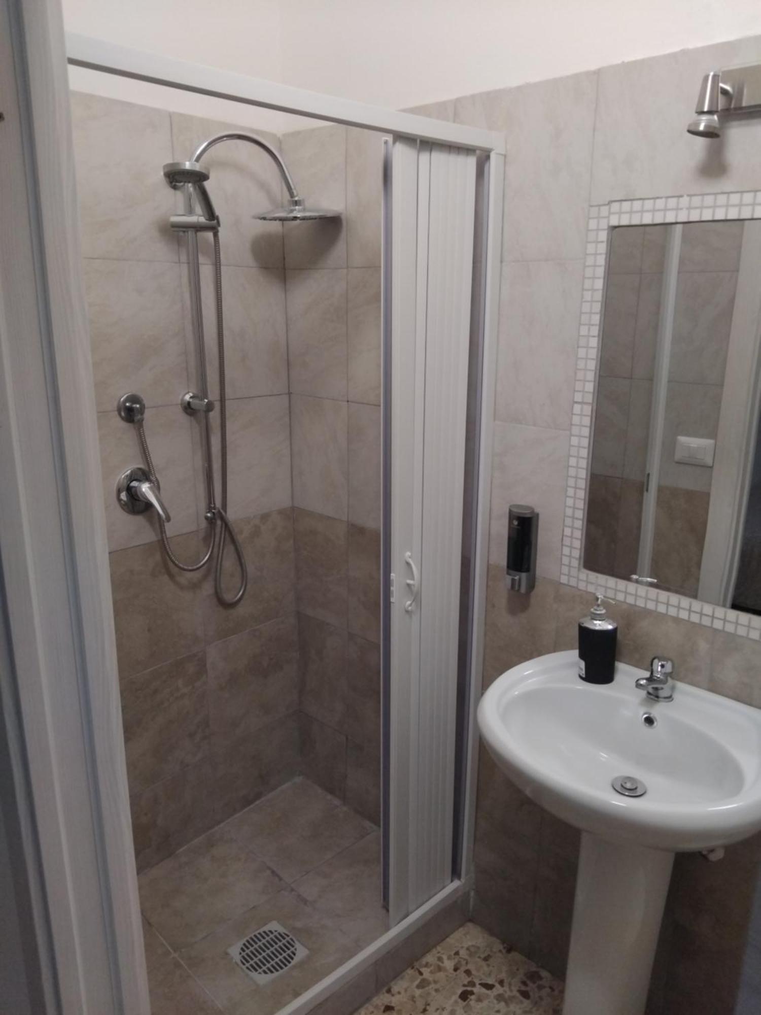 Catania Airport Room Bagno Privato In Camera Ngoại thất bức ảnh